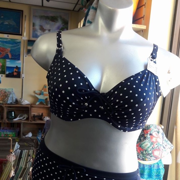 COPY - Plus size bikini Up to 40DD - Picture 1 of 6